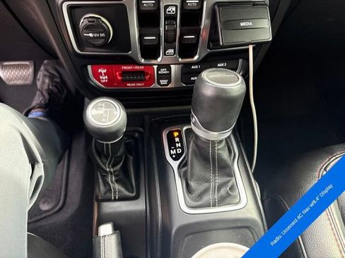 Used 2020 Jeep Gladiator Rubicon AWD/4WD image 16