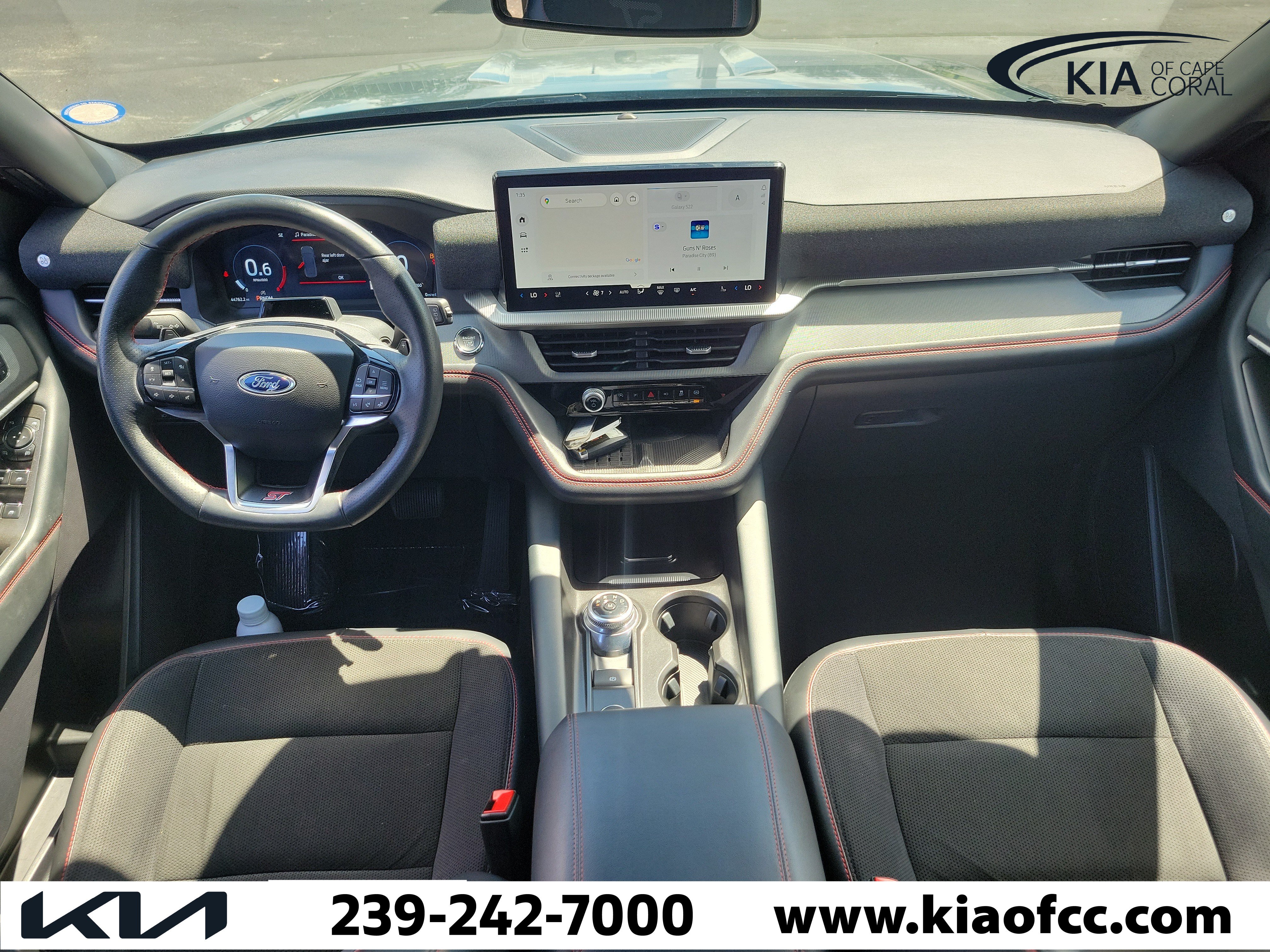 Used 2025 Ford Explorer ST AWD/4WD image 17