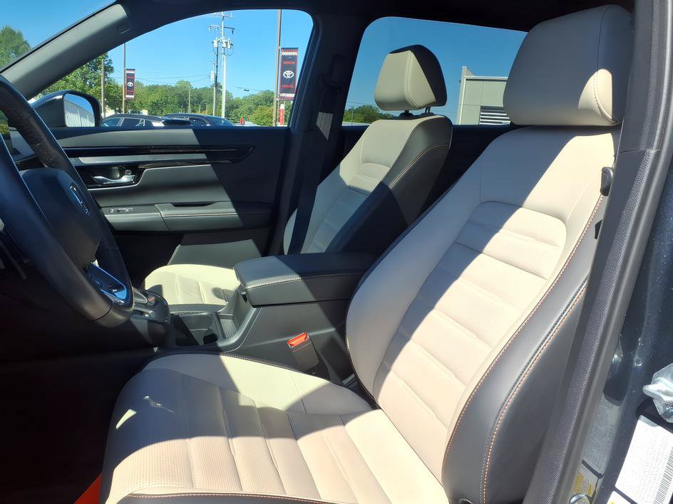 Used 2023 Honda CR-V Sport Touring image 16