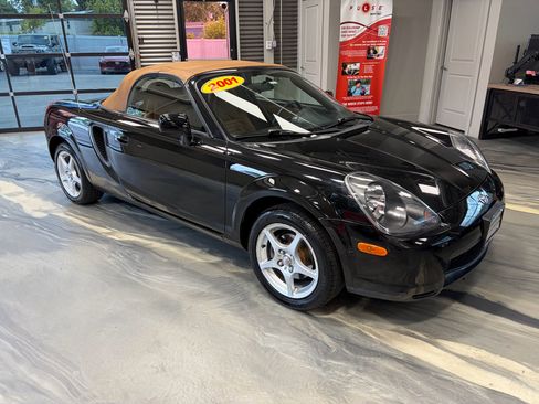 Used 2001 Toyota MR2 RWD image 1