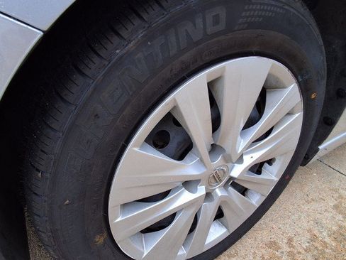 Used 2022 Nissan Sentra S FWD image 20
