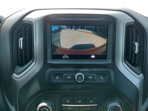 Used 2020 Chevrolet Silverado 1500 Custom w/ Custom Value Package AWD/4WD image 23
