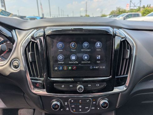 Used 2021 Chevrolet Traverse LT AWD/4WD image 15