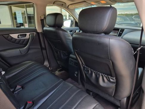 Used 2017 INFINITI QX70 2WD image 18