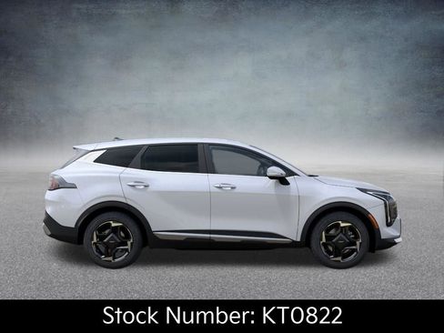 New 2026 Kia Sportage EX FWD image 7