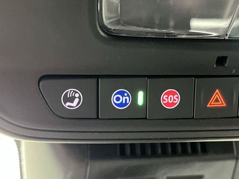 Certified 2025 GMC Terrain Elevation AWD/4WD image 23