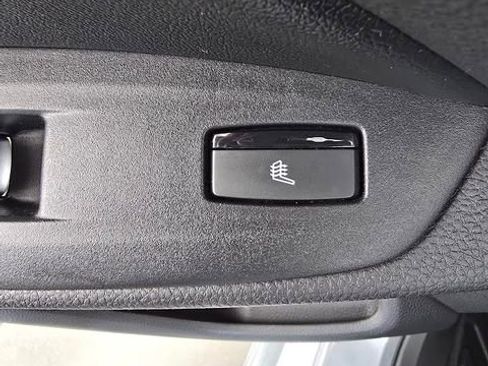 Used 2021 Honda Accord Touring image 43