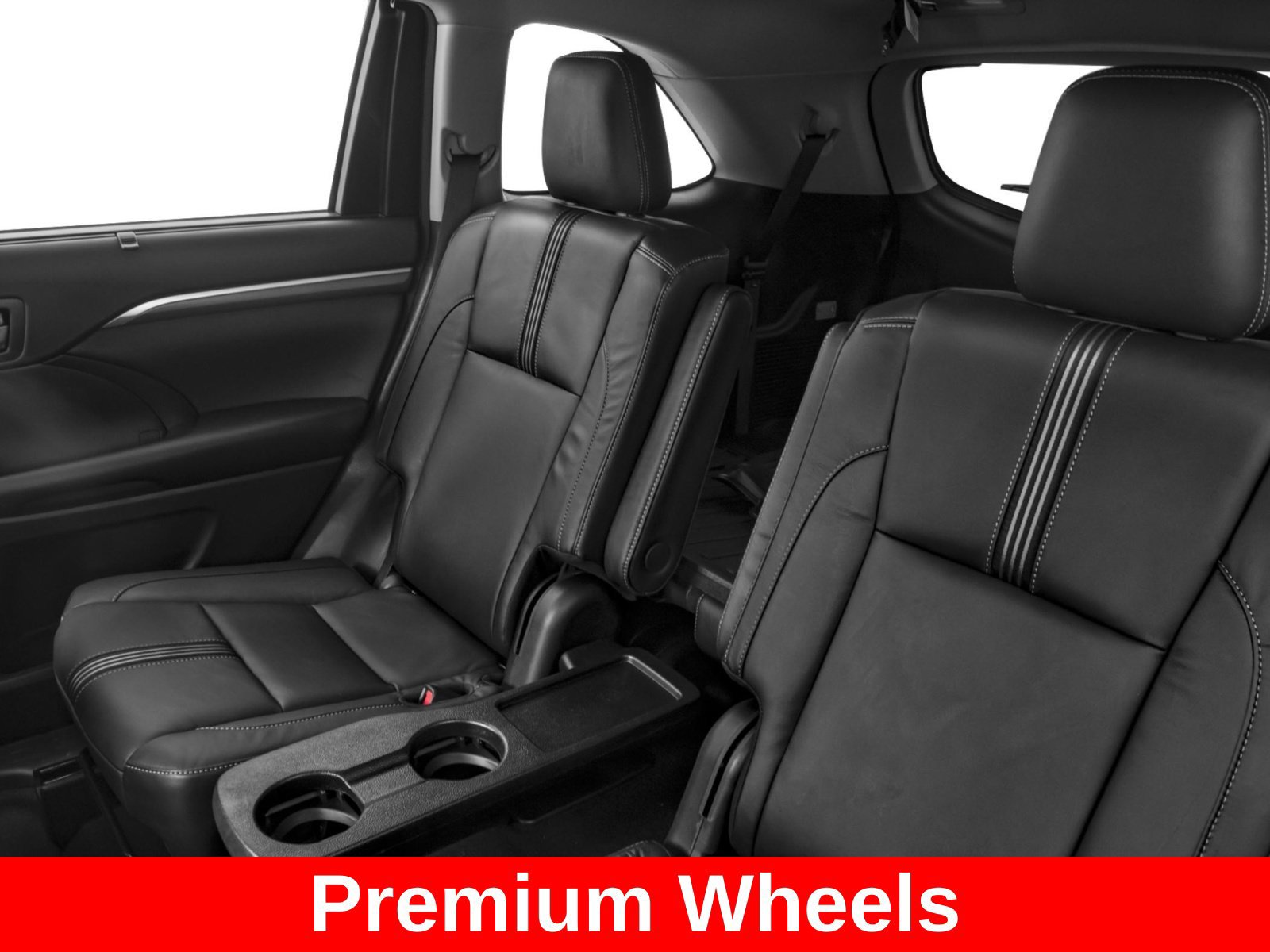 Used 2018 Toyota Highlander XLE w/ Carpet Mat Package (TMS) AWD/4WD image 12
