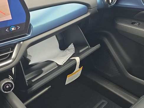 New 2026 Chevrolet Equinox EV LT AWD/4WD image 30