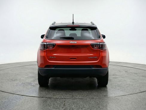 Used 2025 Jeep Compass Limited AWD/4WD image 7