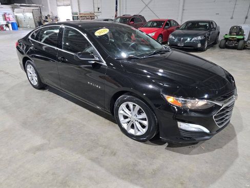 Used 2020 Chevrolet Malibu LT FWD image 16