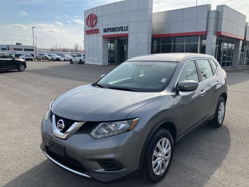 Used 2015 Nissan Rogue S image 3