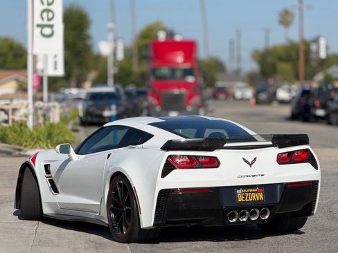 Used 2017 Chevrolet Corvette Grand Sport RWD image 2
