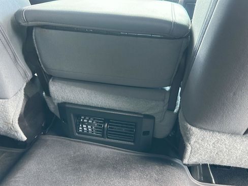 Used 2019 RAM 1500 Big Horn AWD/4WD image 18