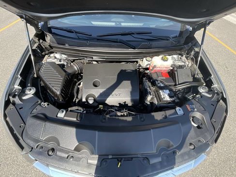 Used 2023 Chevrolet Traverse LT AWD/4WD image 14