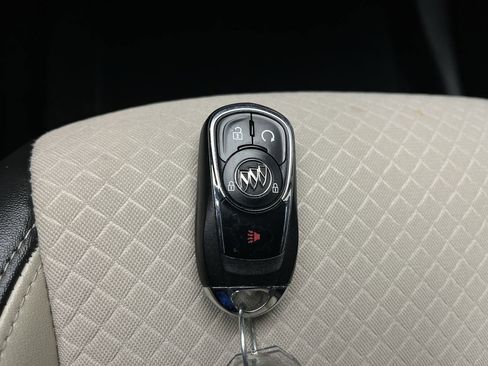 Used 2019 Buick Encore Preferred image 23