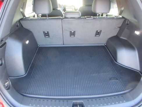 New 2026 Chevrolet Equinox ACTIV image 11