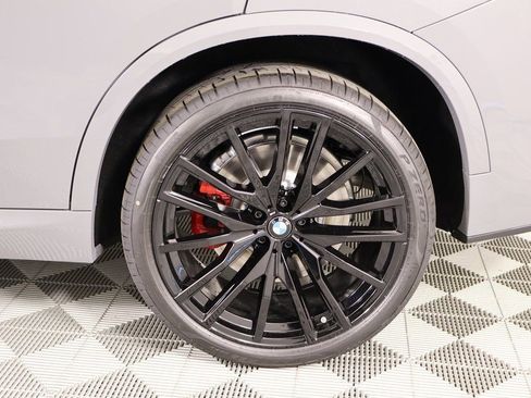 New 2026 BMW X5 M60i w/ Climate Comfort Package image 20