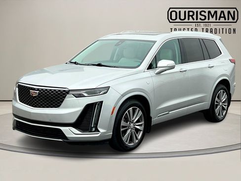 Used 2020 Cadillac XT6 Premium Luxury w/ LPO, Floor Liner Package image 5