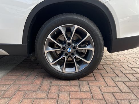 Used 2018 BMW X5 sDrive35i RWD image 13