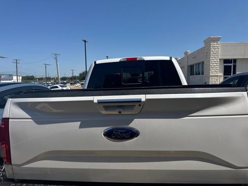 Used 2017 Ford F150 Lariat w/ Equipment Group 502A Luxury AWD/4WD image 6