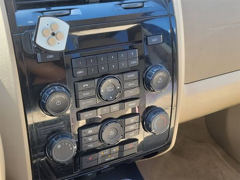 Used 2012 Ford Escape Limited image 20