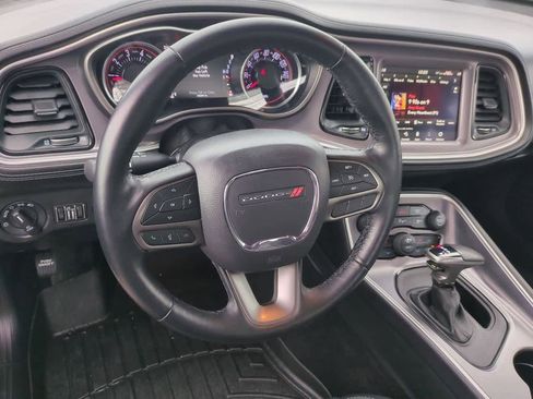 Used 2021 Dodge Challenger SXT w/ Plus Package image 20