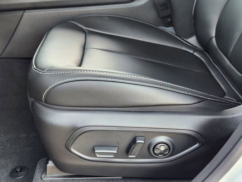 New 2025 Jeep Grand Cherokee Limited image 19