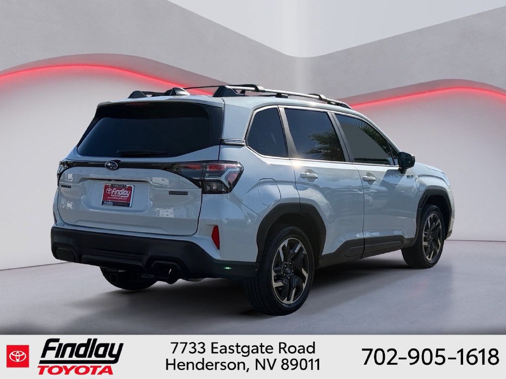Used 2025 Subaru Forester Premium AWD/4WD image 2