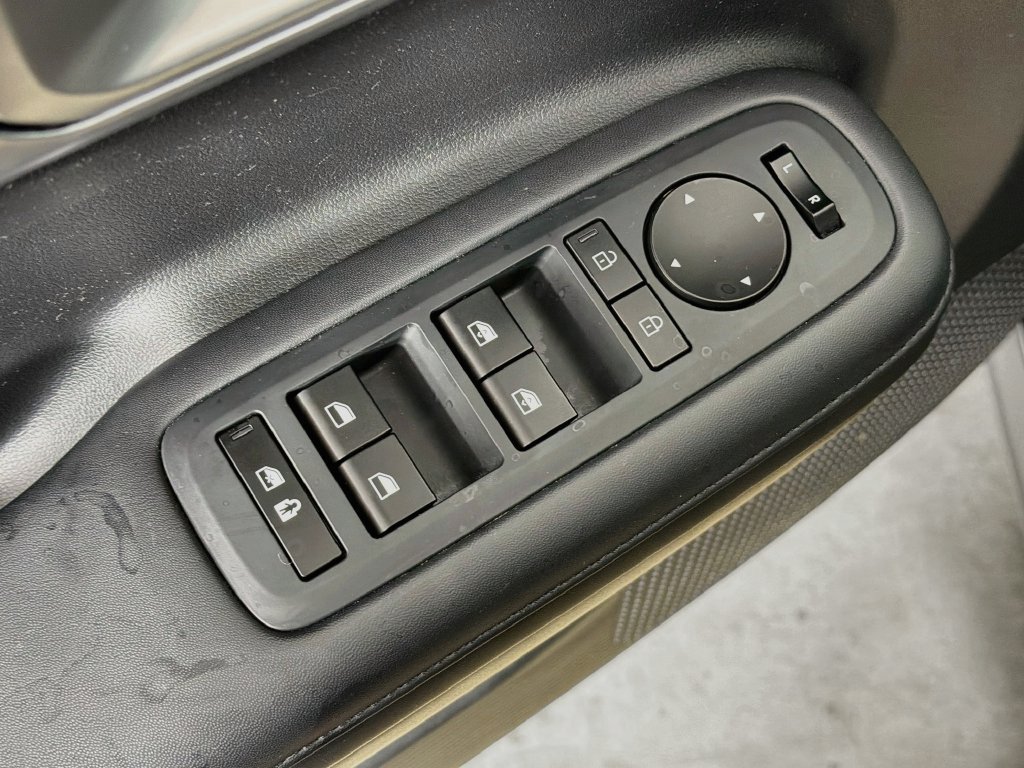 Used 2025 Hyundai Santa Fe XRT AWD/4WD image 18