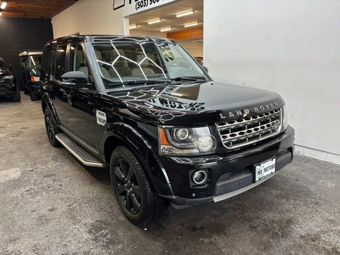 Used 2015 Land Rover LR4 HSE LUX image 2