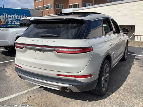 Used 2022 Lincoln Corsair FWD w/ Premium Package image 6