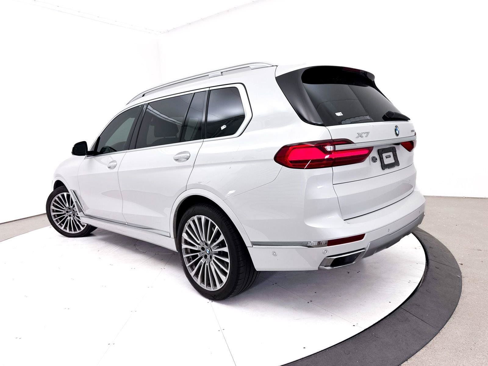 Used 2019 BMW X7 xDrive40i w/ Premium Package AWD/4WD image 2