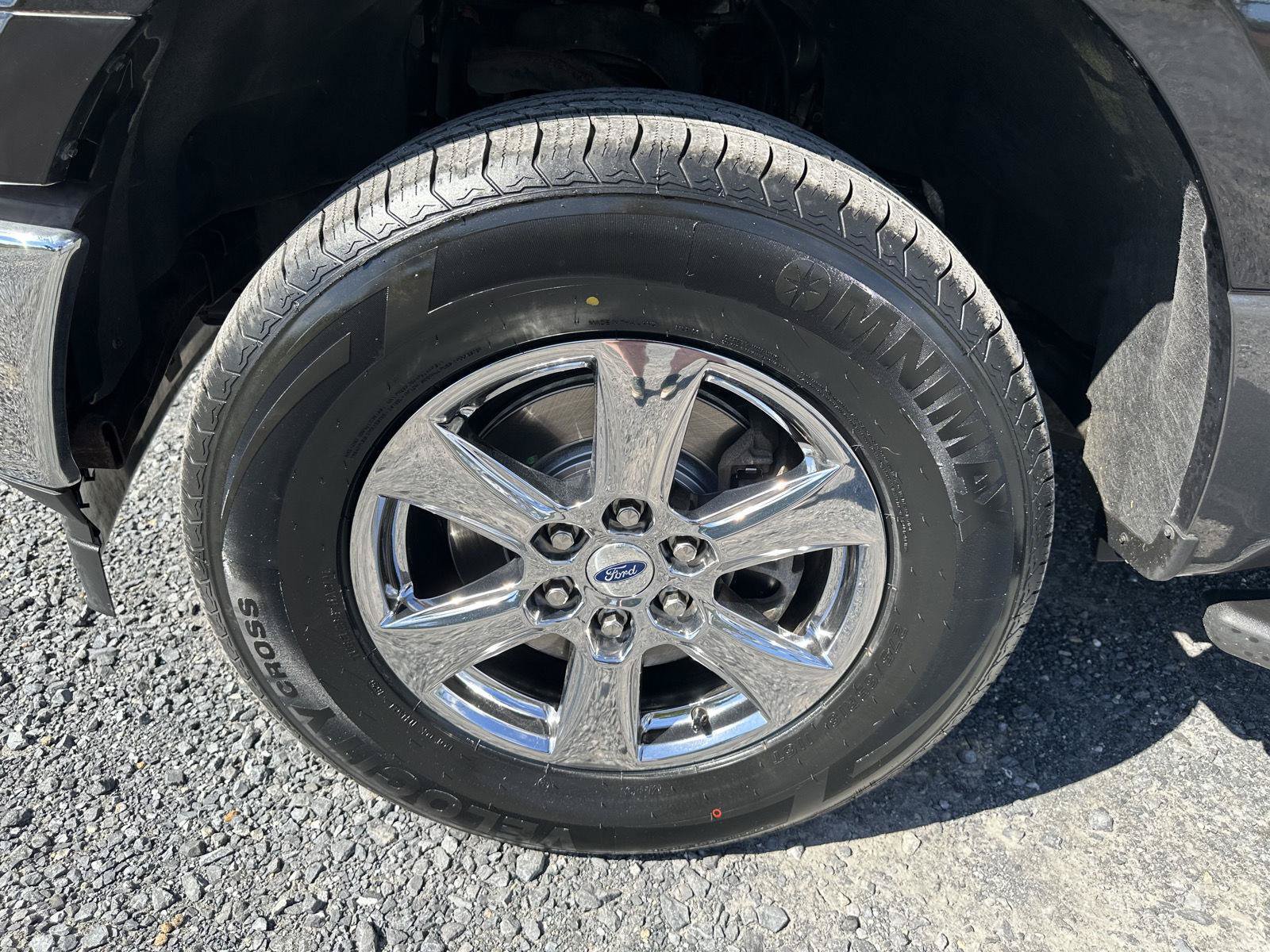 Used 2019 Ford F150 XLT w/ Equipment Group 302A Luxury AWD/4WD image 9