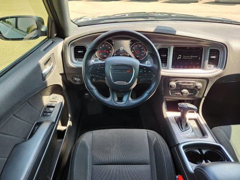 Used 2019 Dodge Charger SXT AWD/4WD image 16