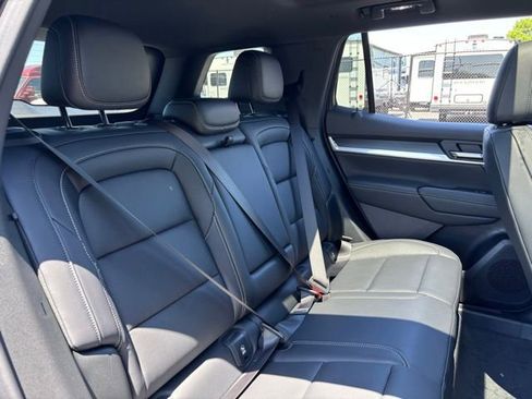 New 2026 GMC Terrain Elevation w/ Elevation Premium Package FWD image 39