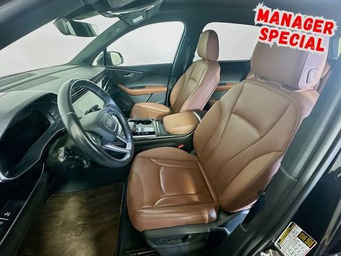 Used 2021 Audi Q7 3.0T Prestige image 12