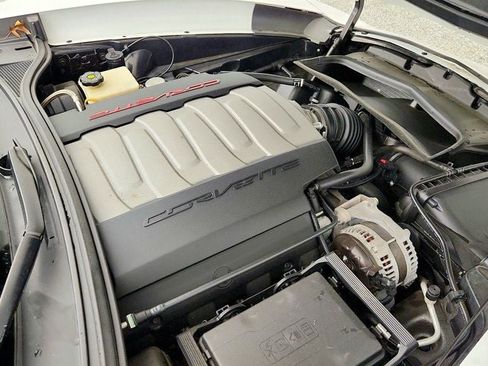 Used 2015 Chevrolet Corvette Stingray Coupe RWD image 24