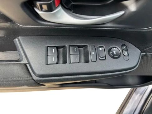 Used 2021 Honda CR-V LX image 18