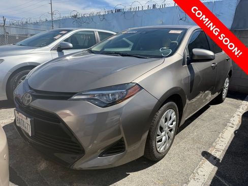 Used 2017 Toyota Corolla LE w/ Protection Package FWD image 2