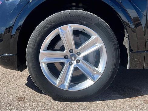Used 2019 Audi Q8 Premium AWD/4WD image 34