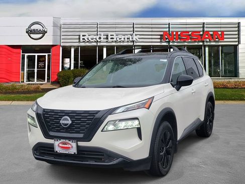 Used 2023 Nissan Rogue SV w/ SV Premium B Package AWD/4WD image 4