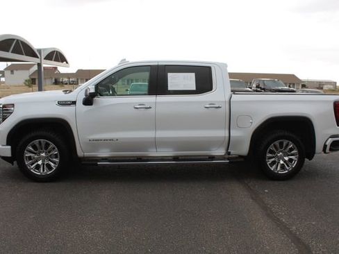 Used 2024 GMC Sierra 1500 Denali w/ Technology Package AWD/4WD image 8