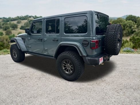 Used 2024 Jeep Wrangler Unlimited Rubicon 392 AWD/4WD image 8