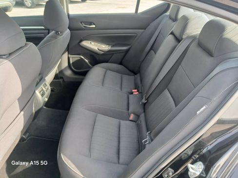 Used 2019 Nissan Altima 2.5 SV AWD/4WD image 13