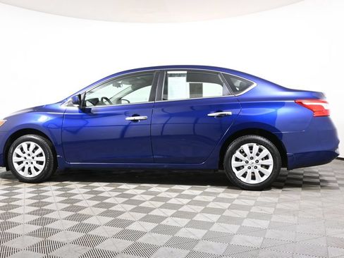 Used 2017 Nissan Sentra S FWD image 2
