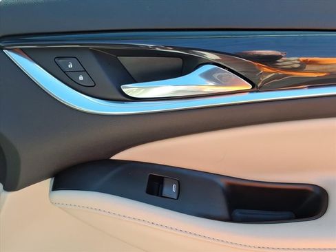 Used 2020 Buick Enclave Essence w/ LPO, Floor Liner Package image 11