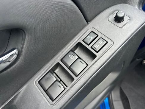 Certified 2024 Nissan Frontier SV w/ Technology Package image 15