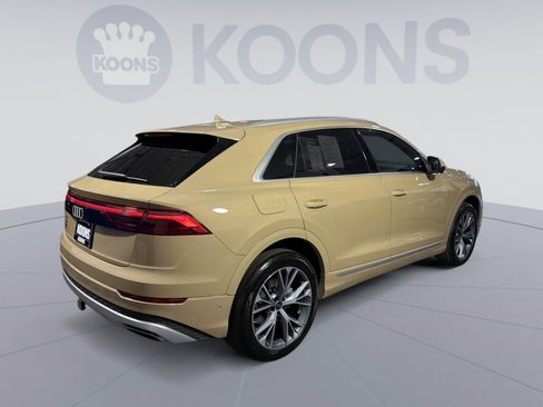 Used 2025 Audi Q8 Premium Plus image 16