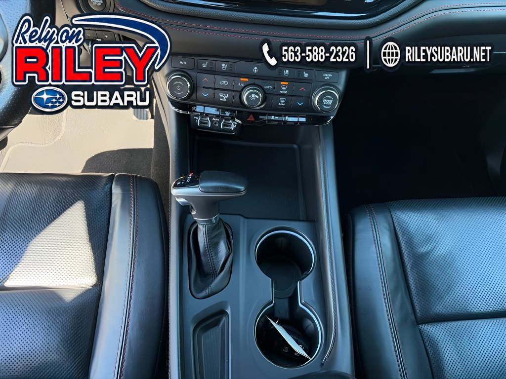 Used 2024 Dodge Durango GT AWD/4WD image 12